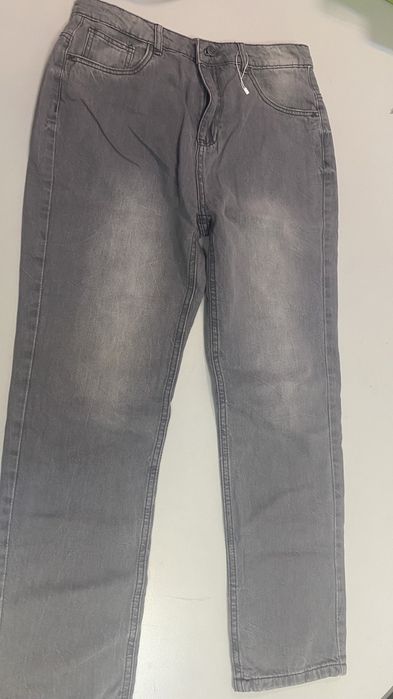 Vand blugi gri noi marimea 170 Reserved