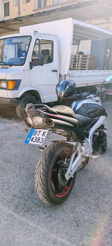 Suzuki gsr 600 2008