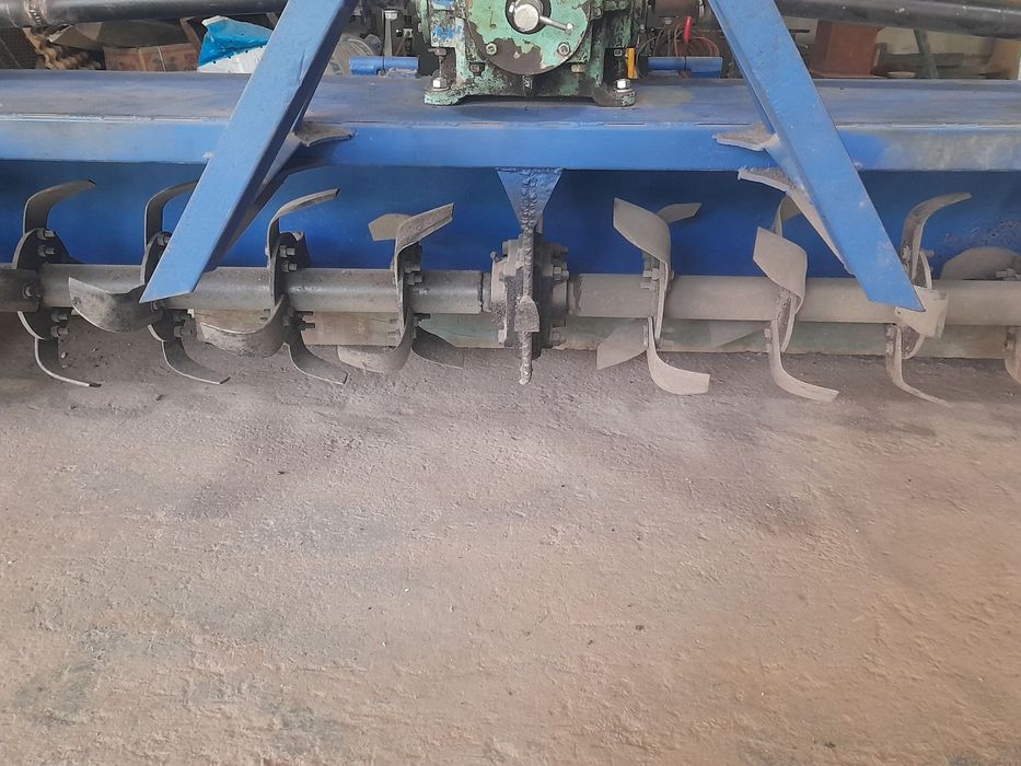 Freza sotiladi narxi 2200$