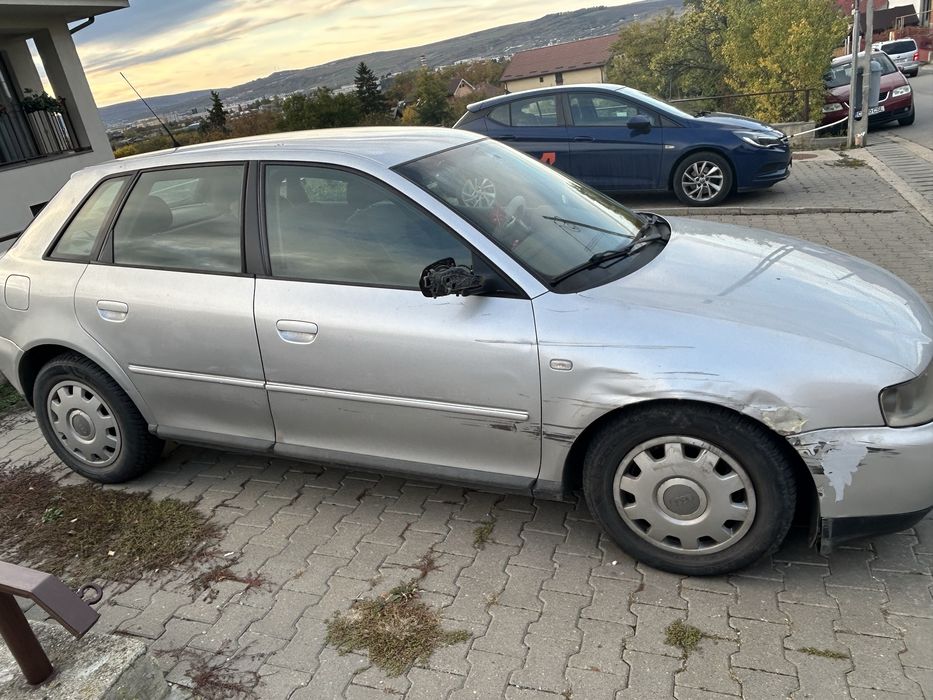 Vand Audi A3 8L avariata