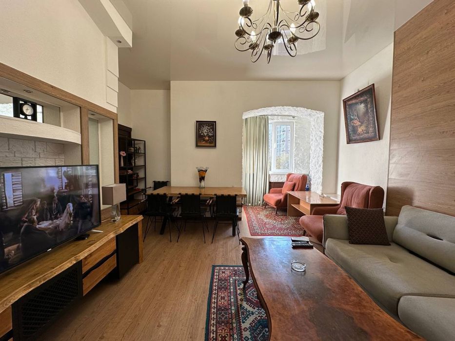 Продается квартира 2/2/3