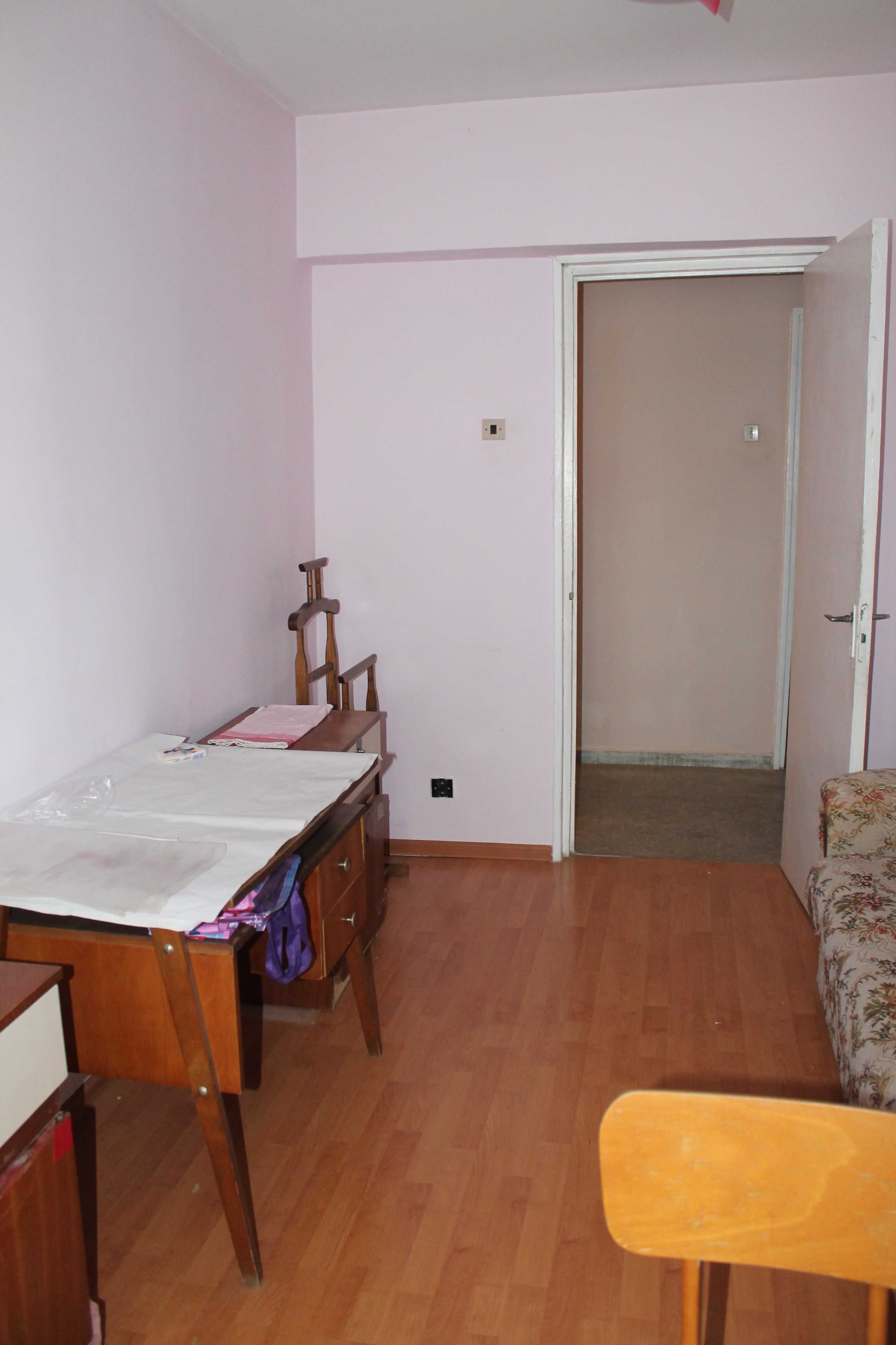 Apartament 3 camere decomandat zona Dacia