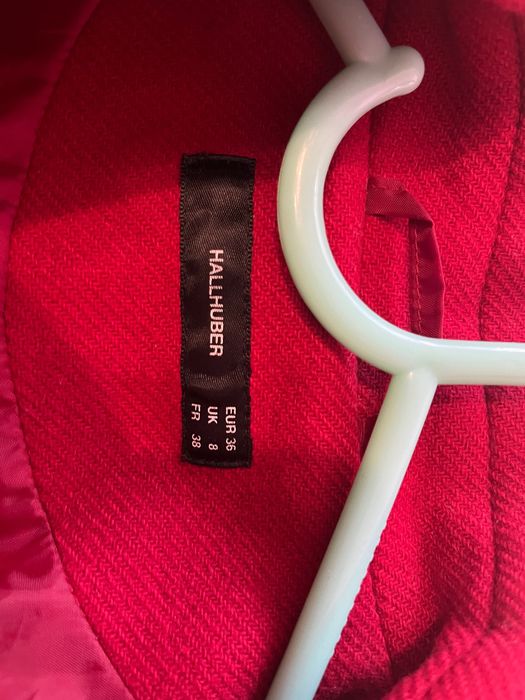 Дамско палто с шал