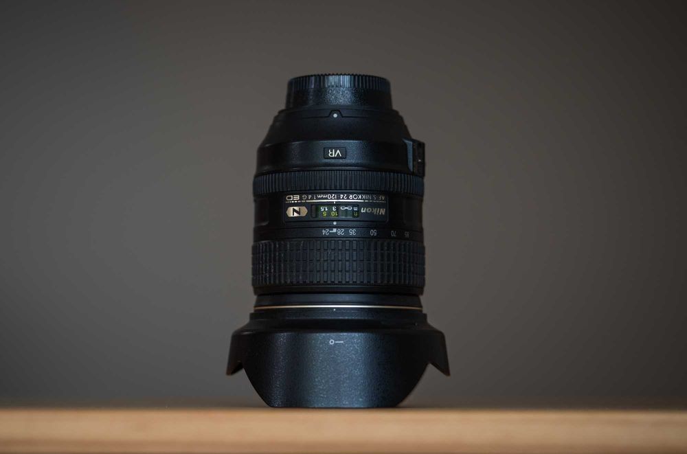 Обектив Nikkor 24-120 f4