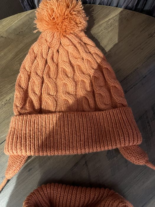 Шапка и шал-яка Reserved  - размер 1-5 години