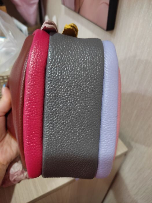 Продаю новую кожаную сумку