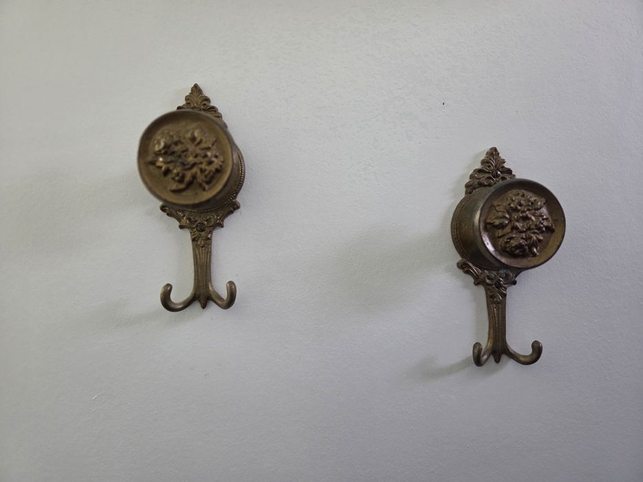 2бр месингови закачалки