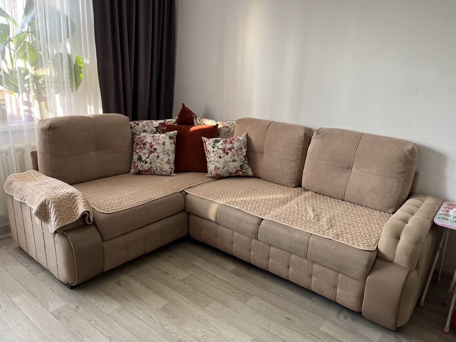 Продеться диван бу в хорошем состояние есть торг цена не окончательная