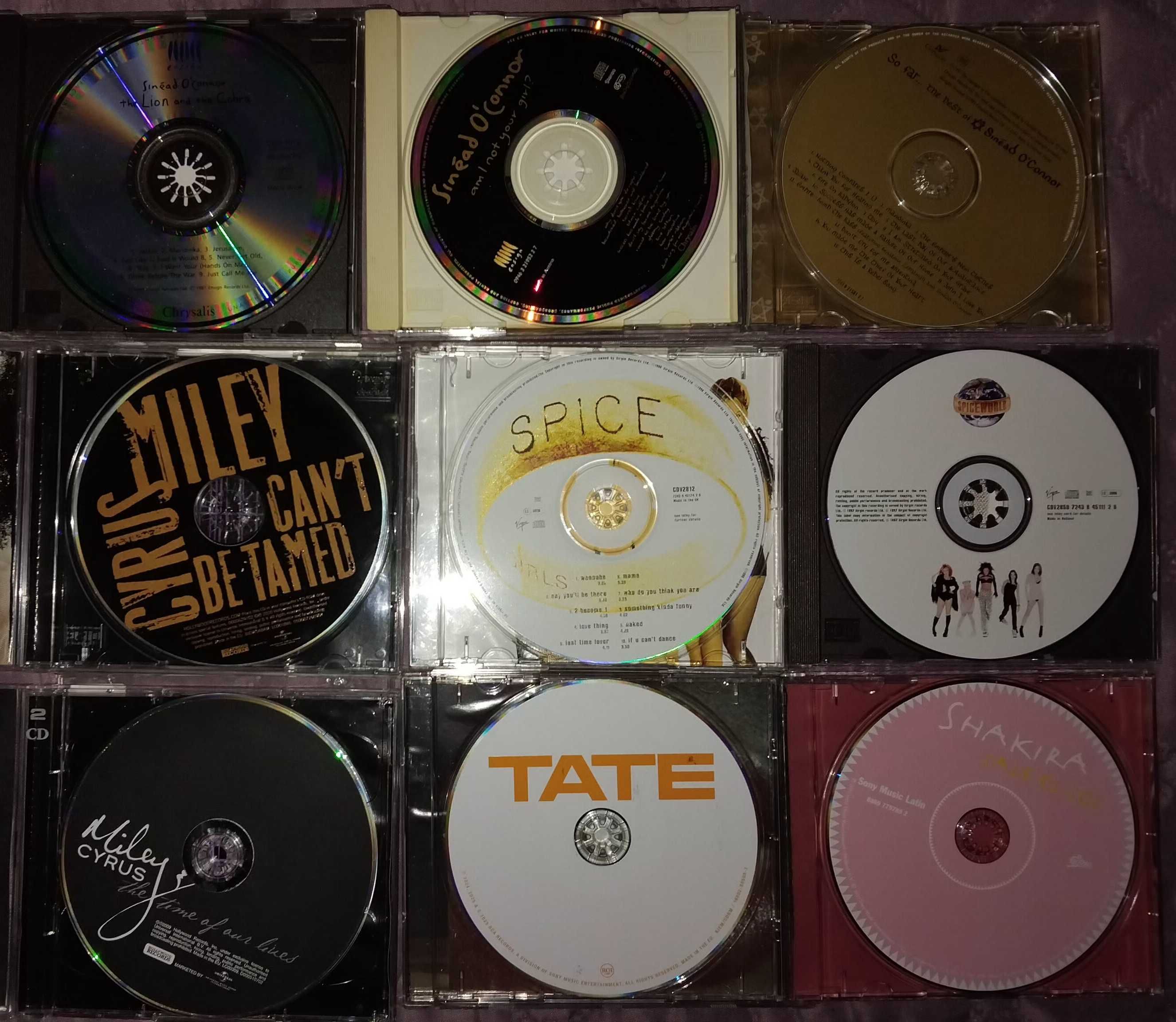 Оригинални CD дискове.