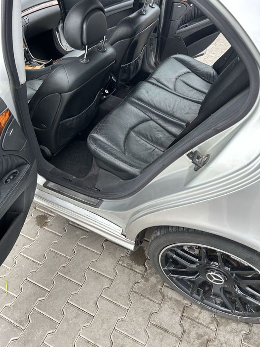 Mercedes E270cdi w211