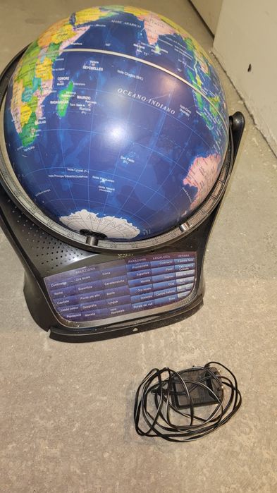 Glbb pământesc mare interactiv