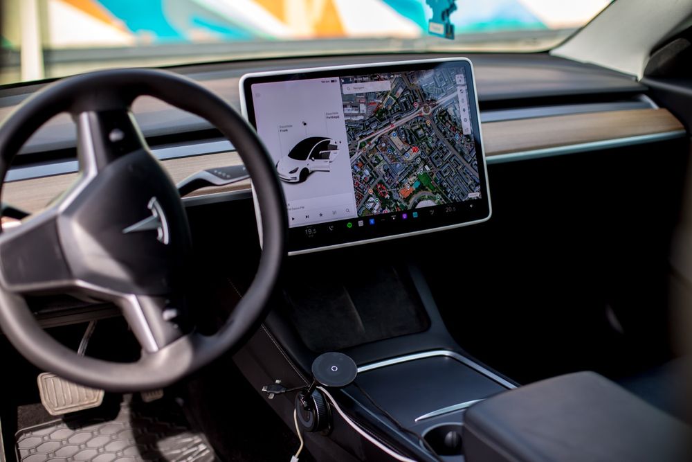 Tesla Model 3 Standard Range+ 325CP