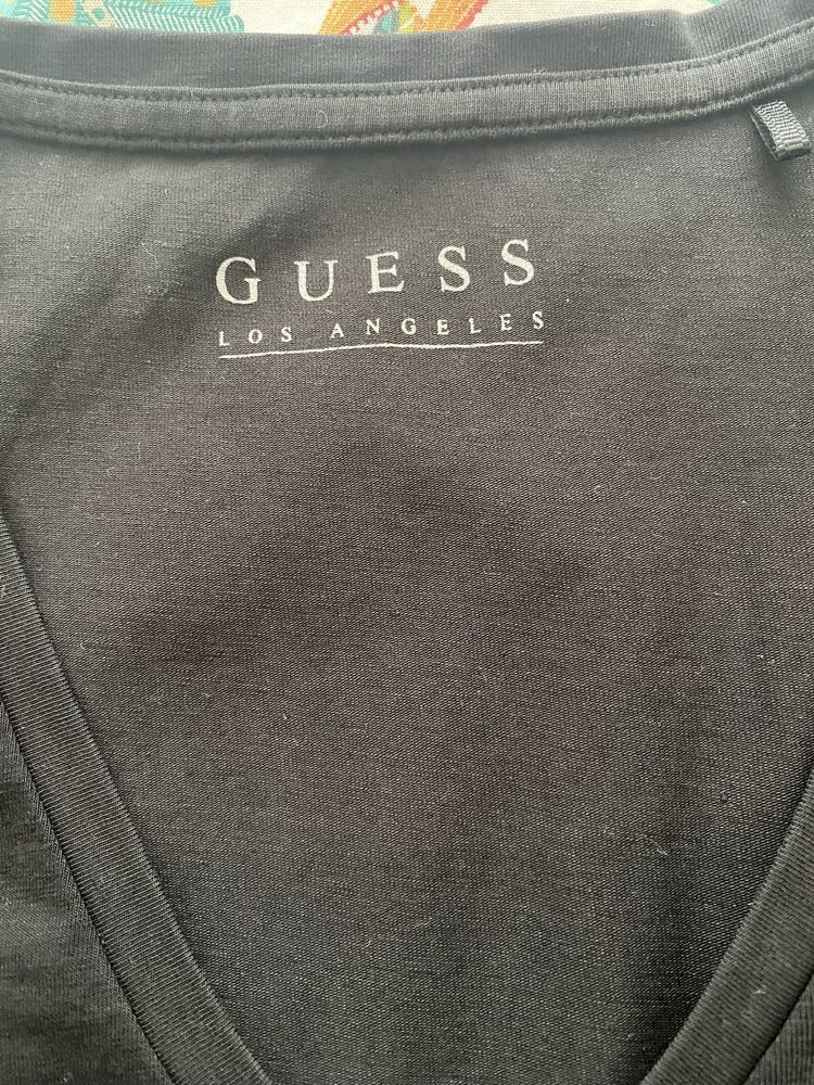 Оригинална черна тениска Guess, с камъни, размер S
