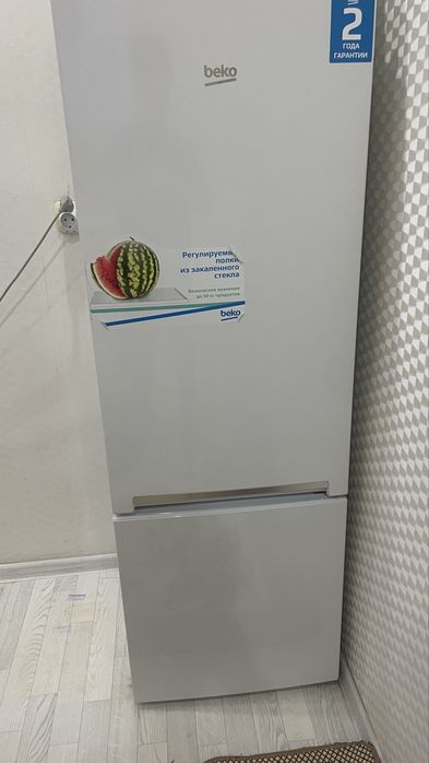 Холоделник сатылады келісіп түсіп беремм