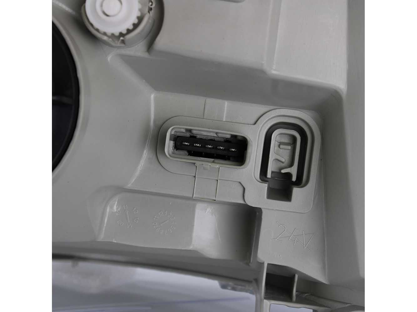 Фарове Фар за NISSAN INTERSTAR 1997 - 2010 / Нисан Интерстар с мотор