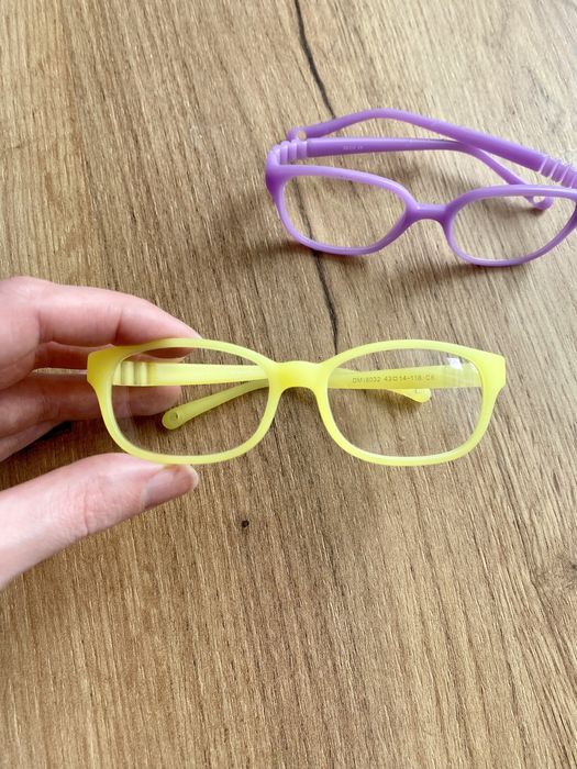 Продам оправы для очков детских