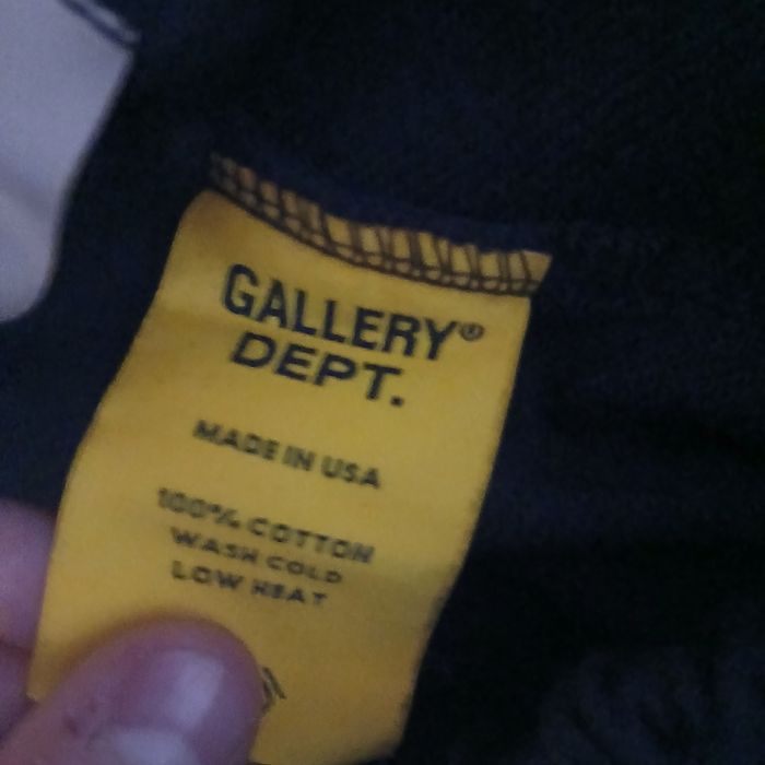 Pantaloni gallery dept