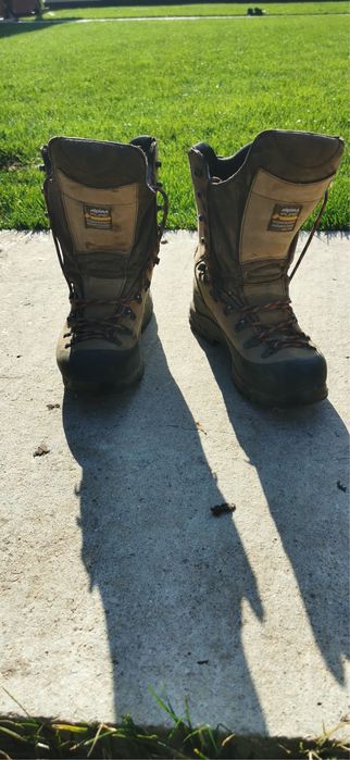 Bocanci de vanatoare Alpina cu incalzire