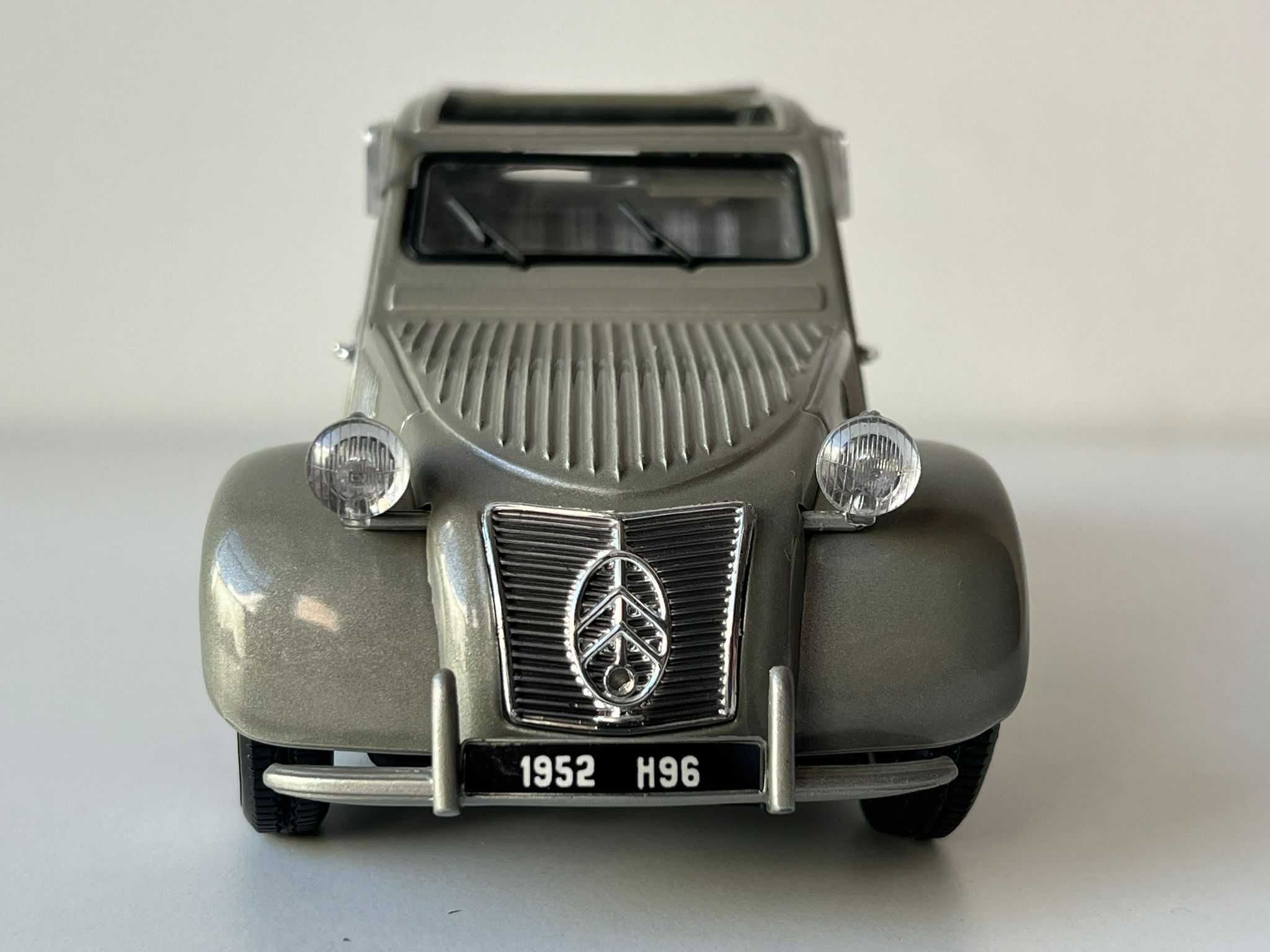 Macheta Auto 1/18 Maisto Citroen 2CV Editie Speciala