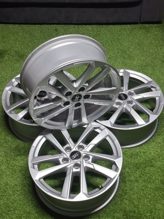 Set 4 jante Audi  a3 s3 r17  Noi originale !