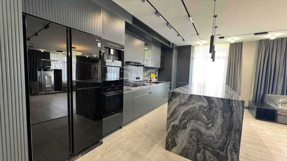 Продаётся 3-х комнатная квартира в ЖК NRG Mirzo-Ulugbek
 ул.Сайрам