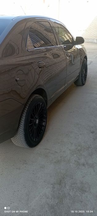 R 17 диска балон сотилади RoysRoys