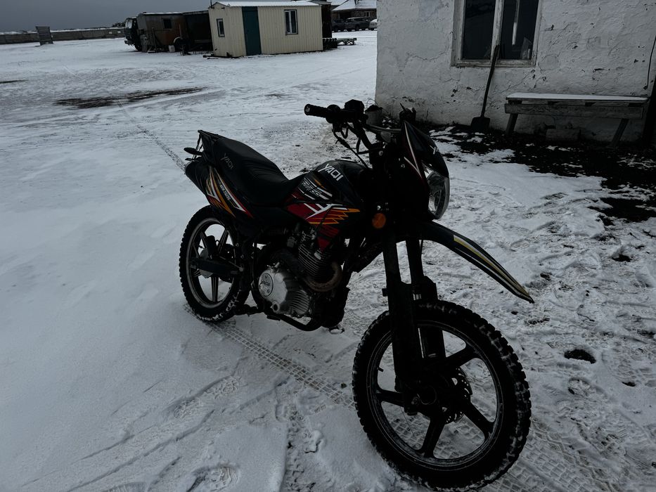 Продам мотоцикл яки