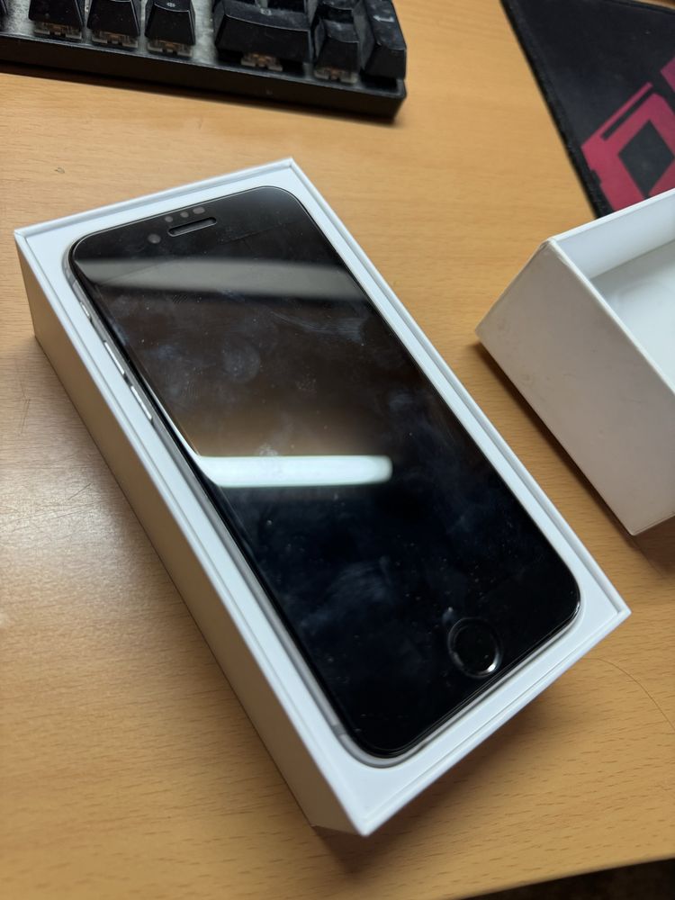 iPhone 6 16gb space grey