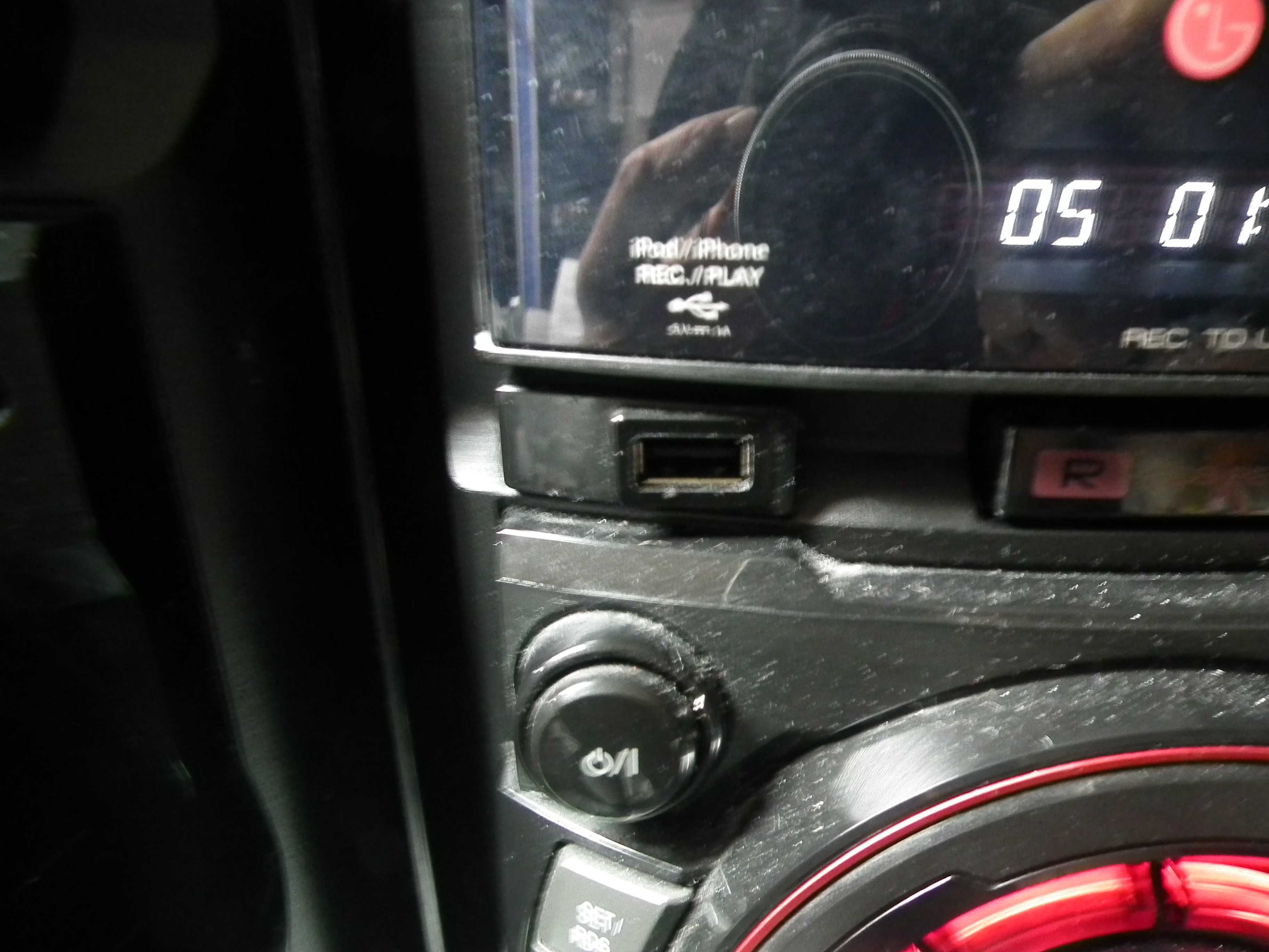 LG CM4430 Домашна мини аудио система 300 W