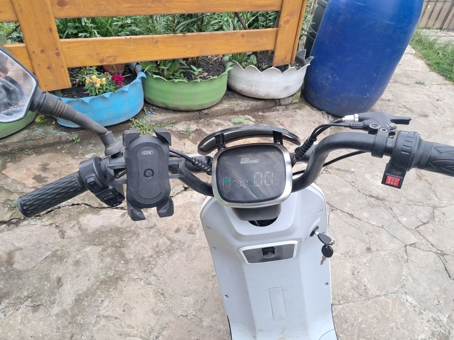 Scuter electric foarte bun