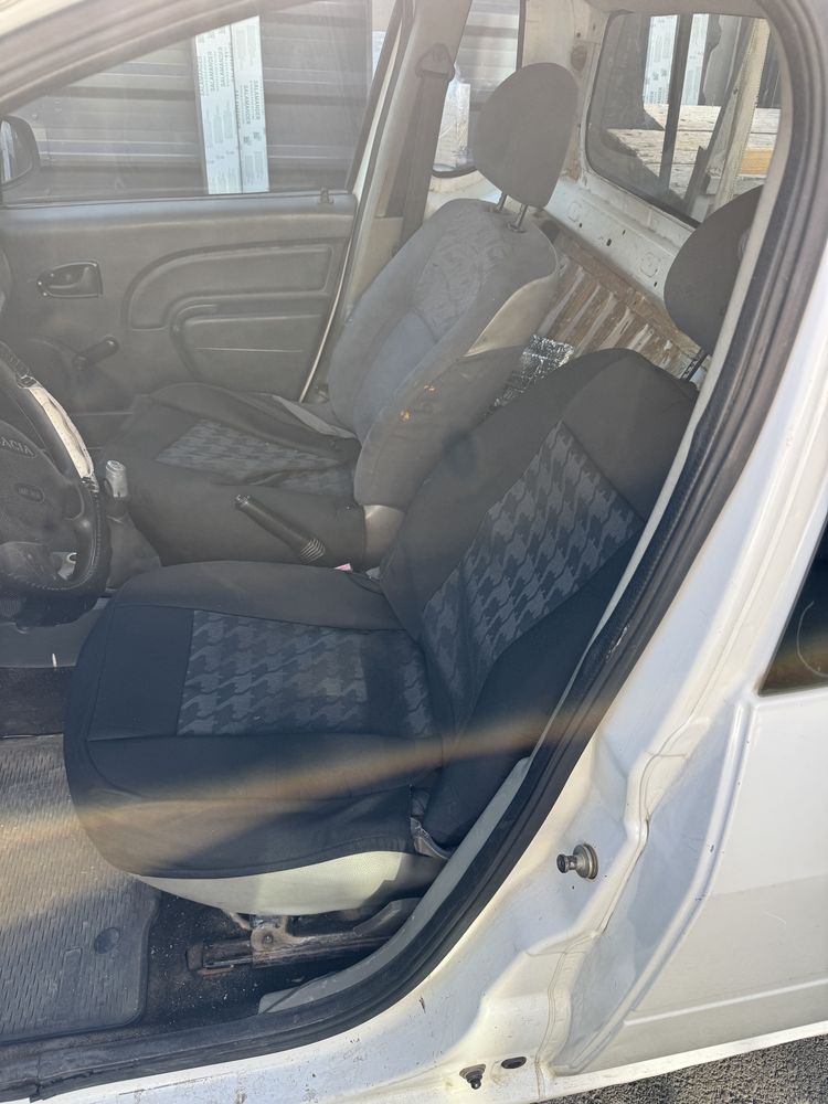 Vand dacia logan pick up
