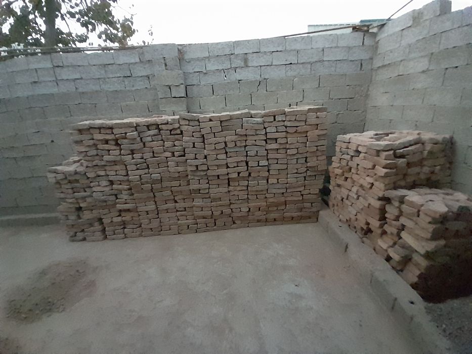 Пишкан гишт ва тирза эшик