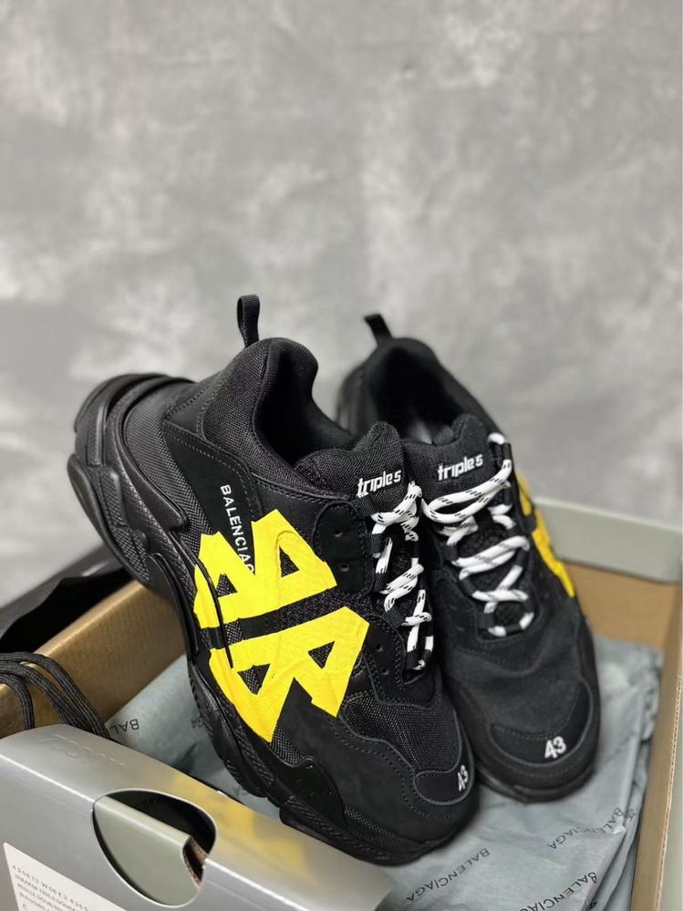 Balenciaga Triple S