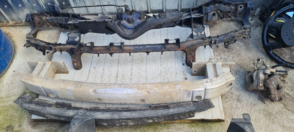 Trager,suport central bara fata,armatura bara ford c-max 1 2007 -2010