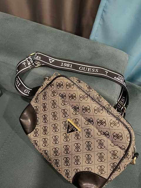 Нова чанта на GUESS