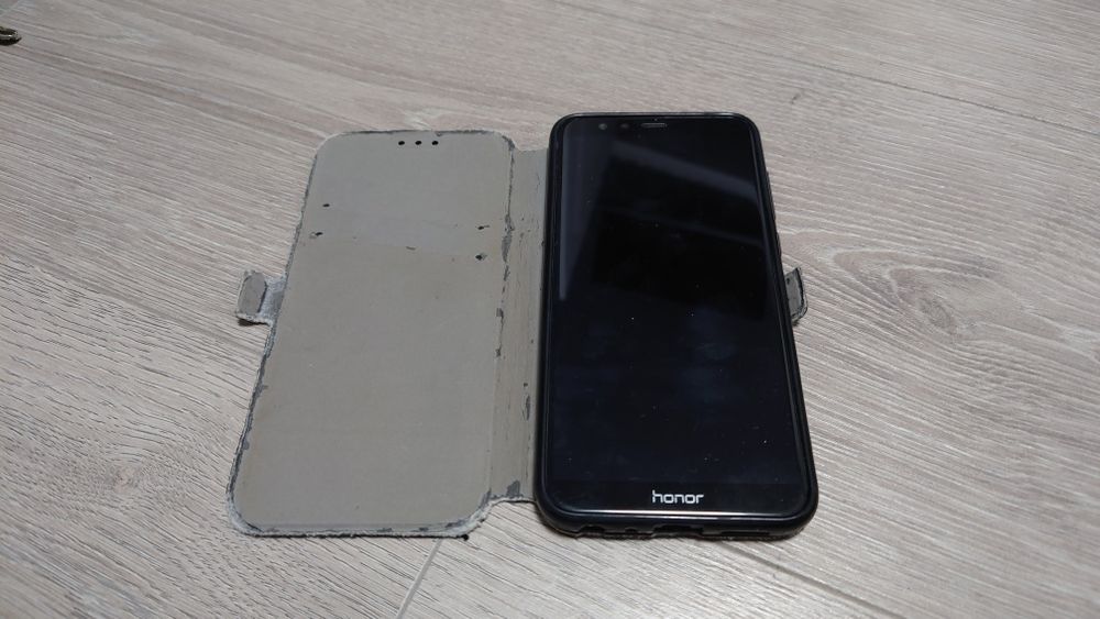 Телефон Honor 9 lite 32/3