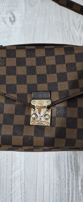 Мека обемна чанта