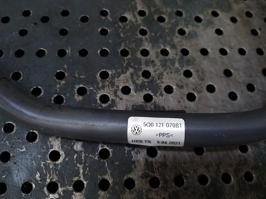 Furtun apa 2.0 gti vw golf 8 5q0121070bt