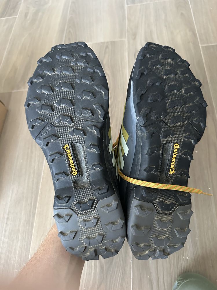 Bocanci Adidas Terrex AX4 Goretex - marimea 44 - GZ1724
