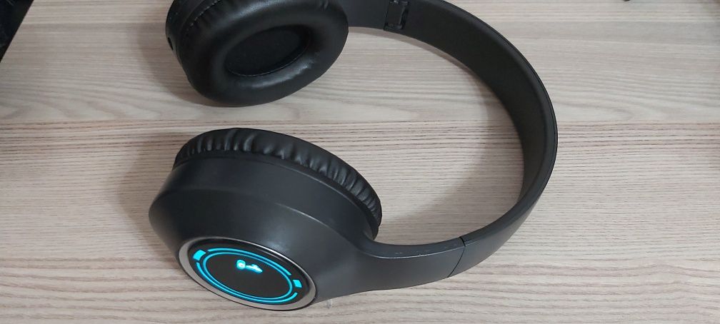 Cāști Wireless headphone