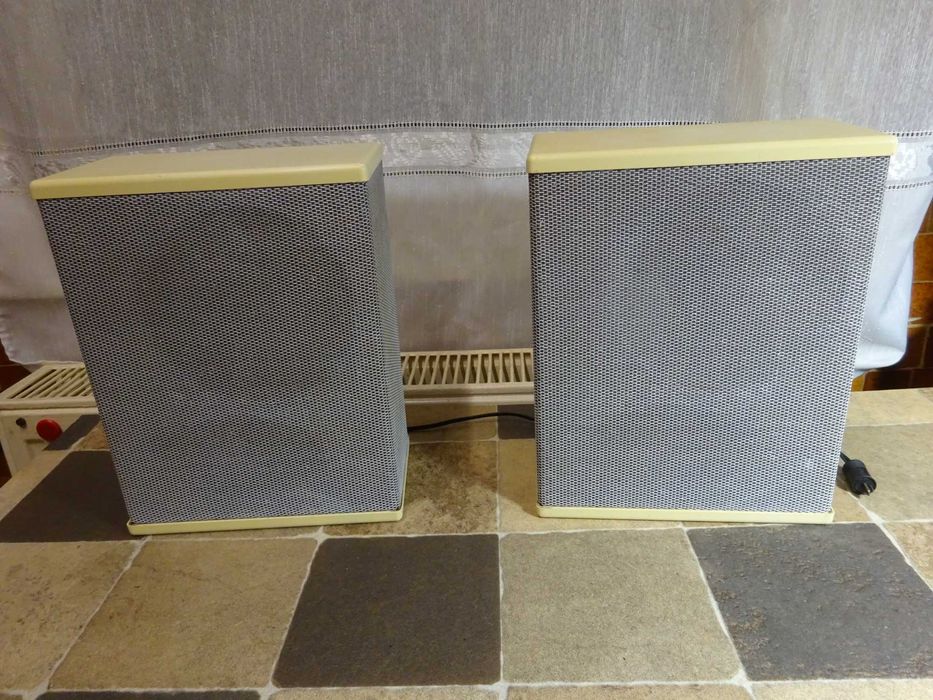 Set boxe vintage pe doua cai/ Telefunken L20