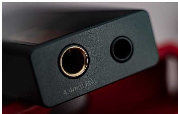Portabil Lossless DAC - Amplificator Casti - Questyle M15 - balansat