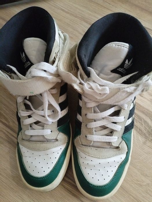 De vanzare ghete Adidas marimea  41.5  folositi