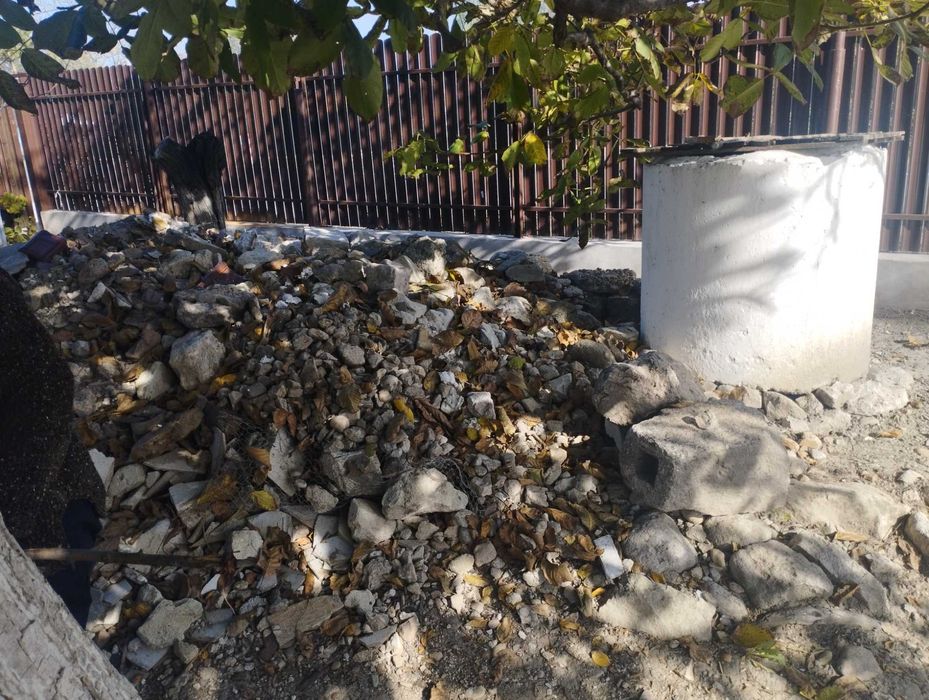 Donez Piatra și resturi din piatra din construcții