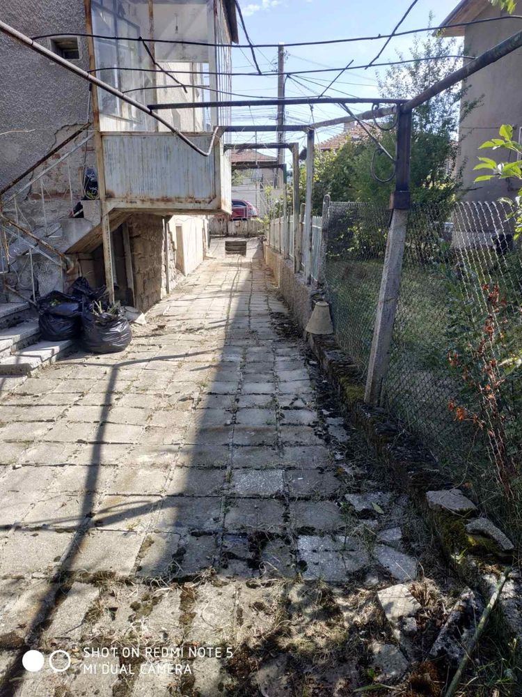 Къща в град Перник