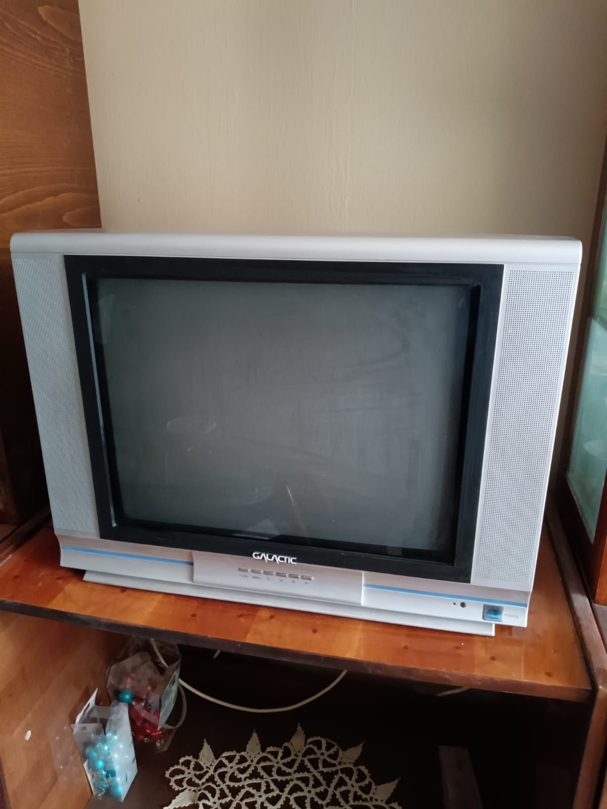 Televizor color cu tub