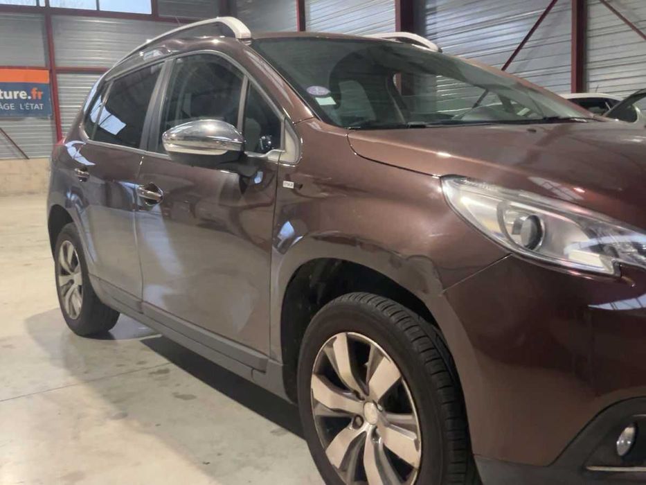 Пежо 2008 1,2VTi