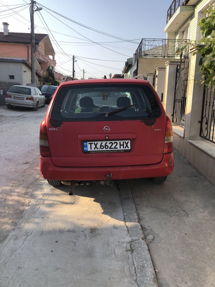 Продавасе  опел астра