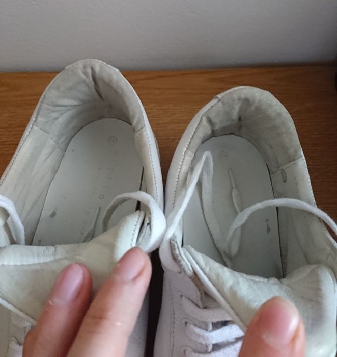 filling pieces adidasi albi