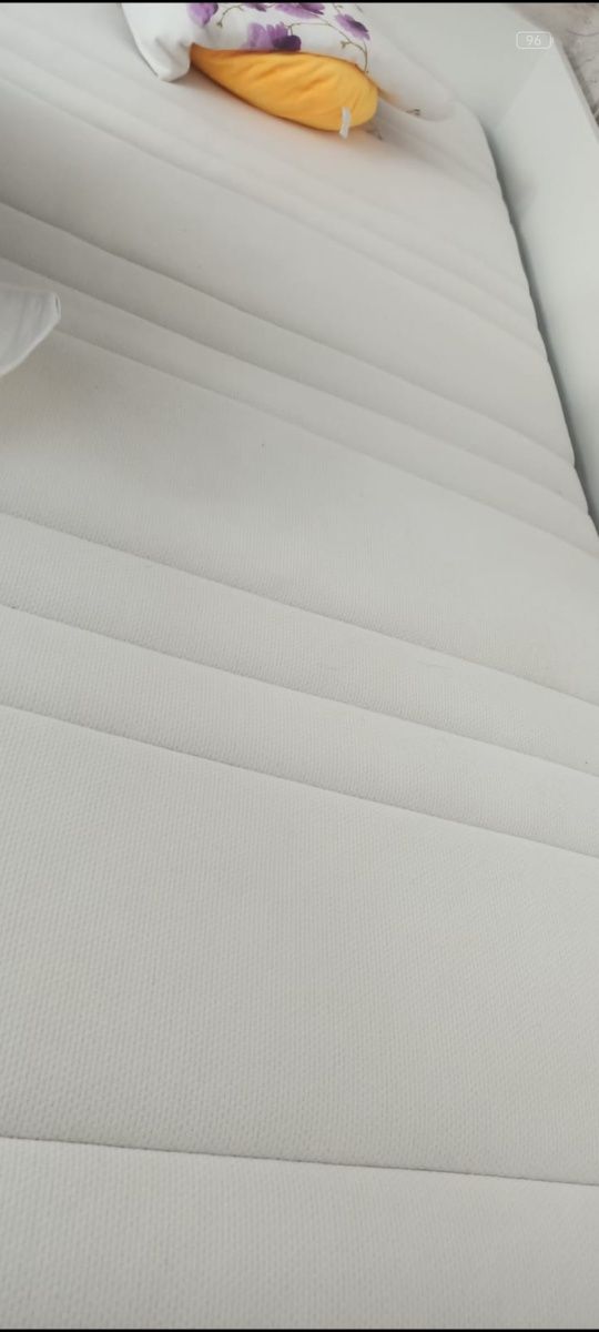 Продается кровать Икея